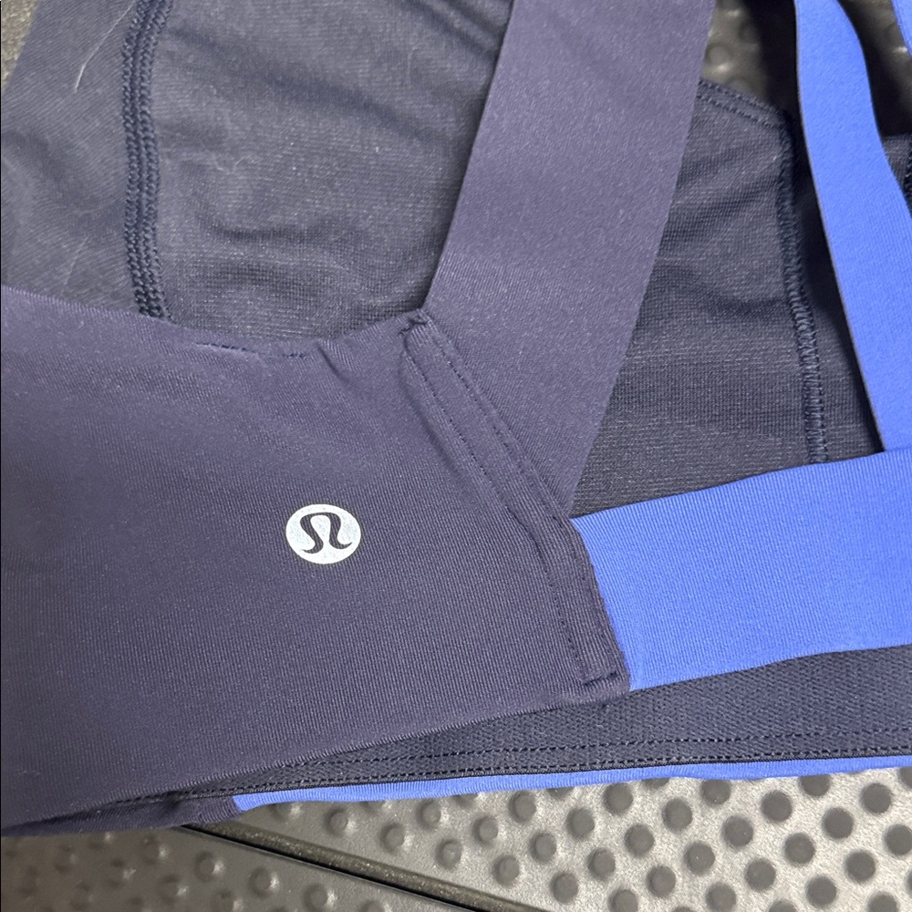 lululemon athletica Sports Bra duo- Navy, Blue, set of 2. - Picture 2 of 4